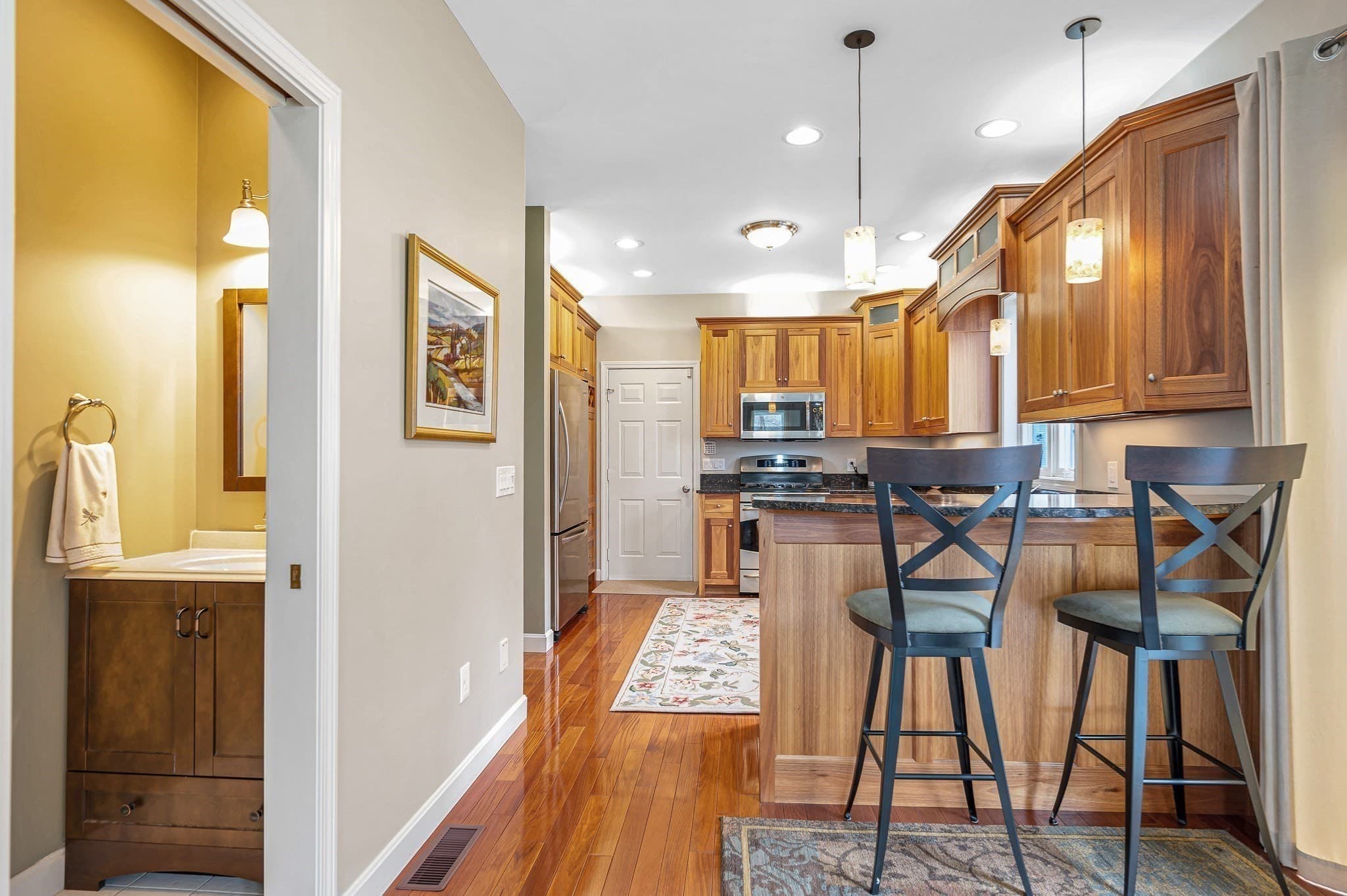 Single Family Residence at 37 Beechwood Dr, Haverhill MA 01832, Haverhill, photo 15 of 38