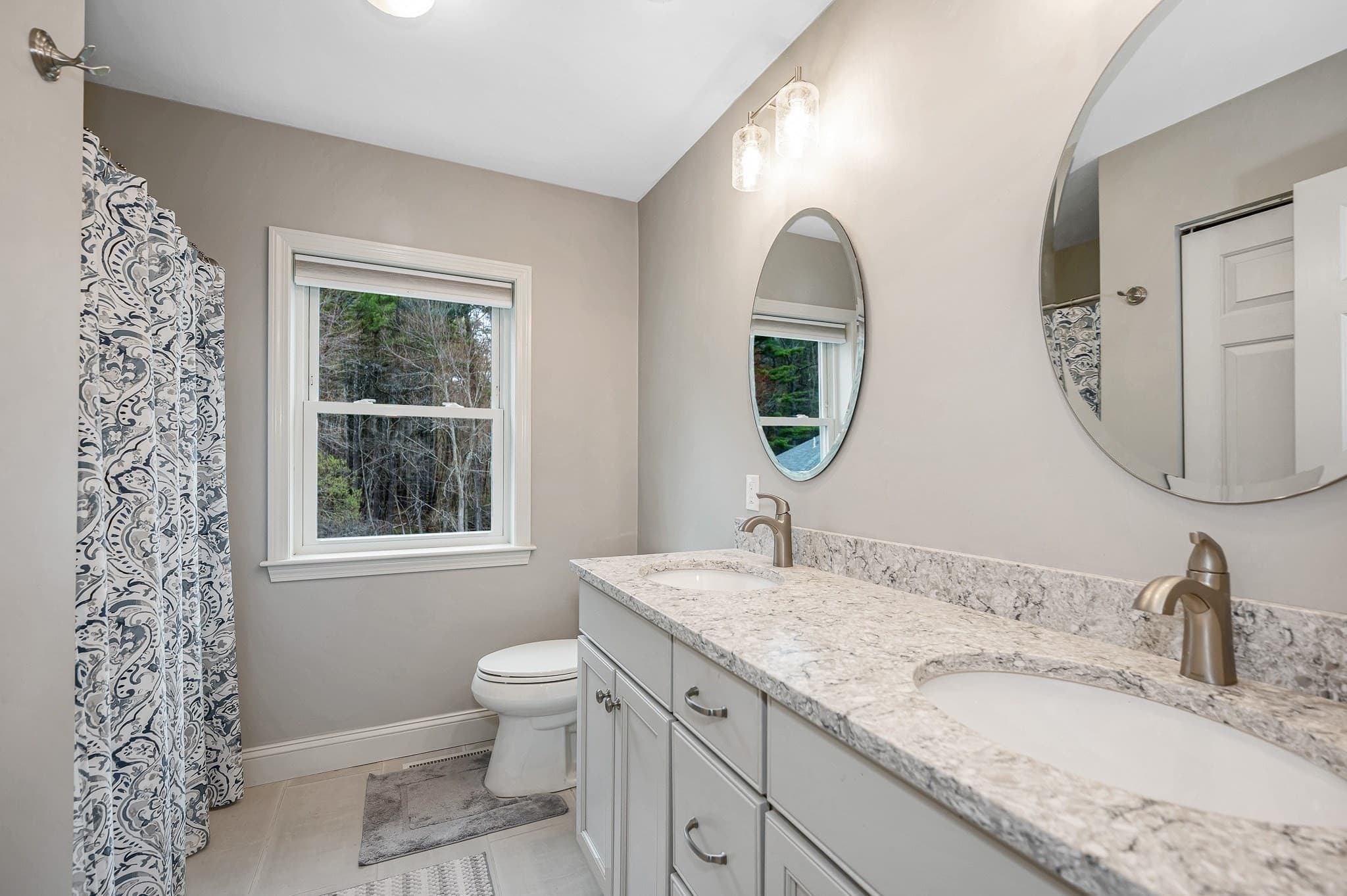 Single Family Residence at 37 Beechwood Dr, Haverhill MA 01832, Haverhill, photo 25 of 38