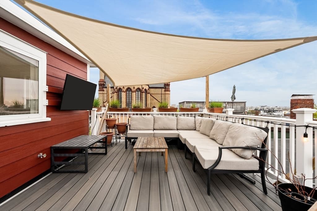 Condominium at 133 I St # 3, Boston MA 02127, photo 19 of 21