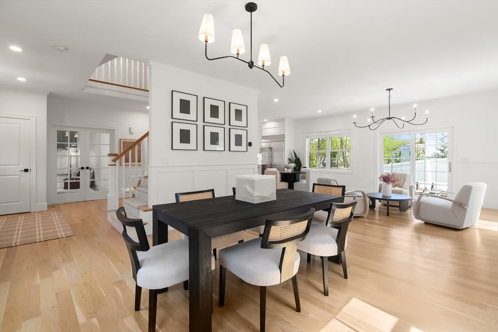 Single Family Residence at 1 Rogers Brook East, Andover MA 01810, photo 3 of 31