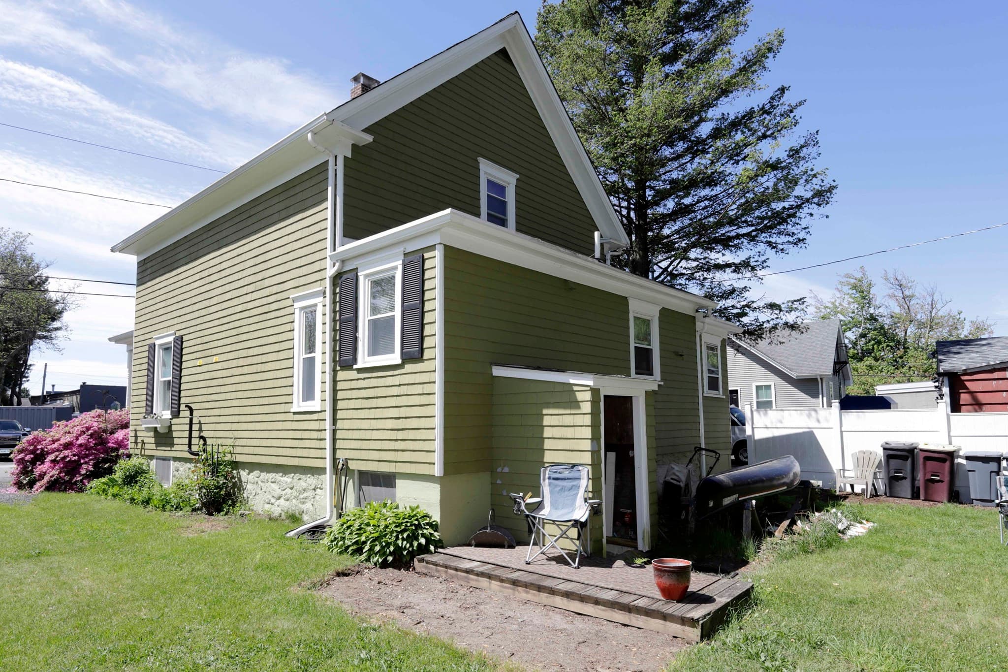 Single Family Residence at 5 Anthony St, Acushnet MA 02743, Acushnet, photo 6 of 37