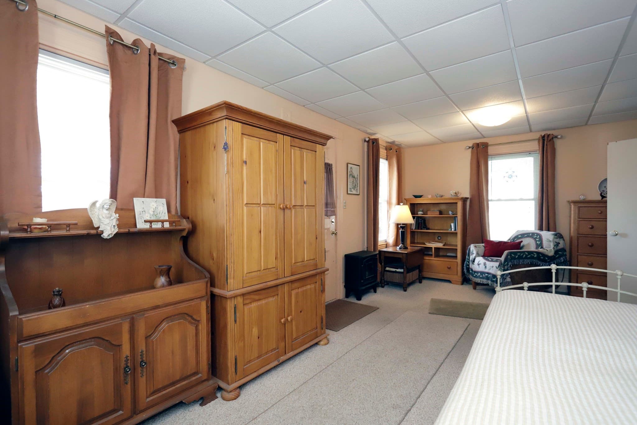 Single Family Residence at 5 Anthony St, Acushnet MA 02743, Acushnet, photo 15 of 37