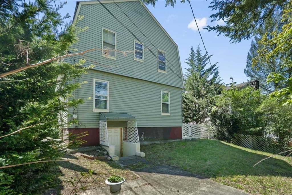 3 Wallace St, Worcester MA 01605 photo 26