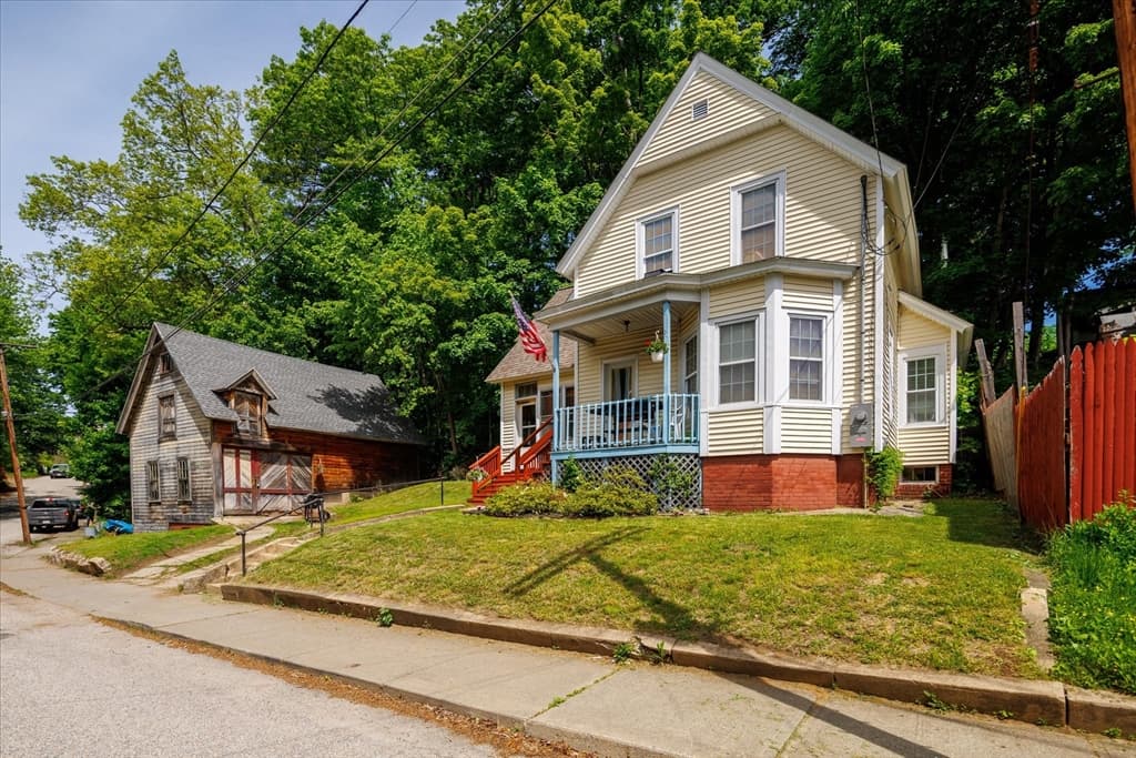 10 Kelton St, Orange MA 01364