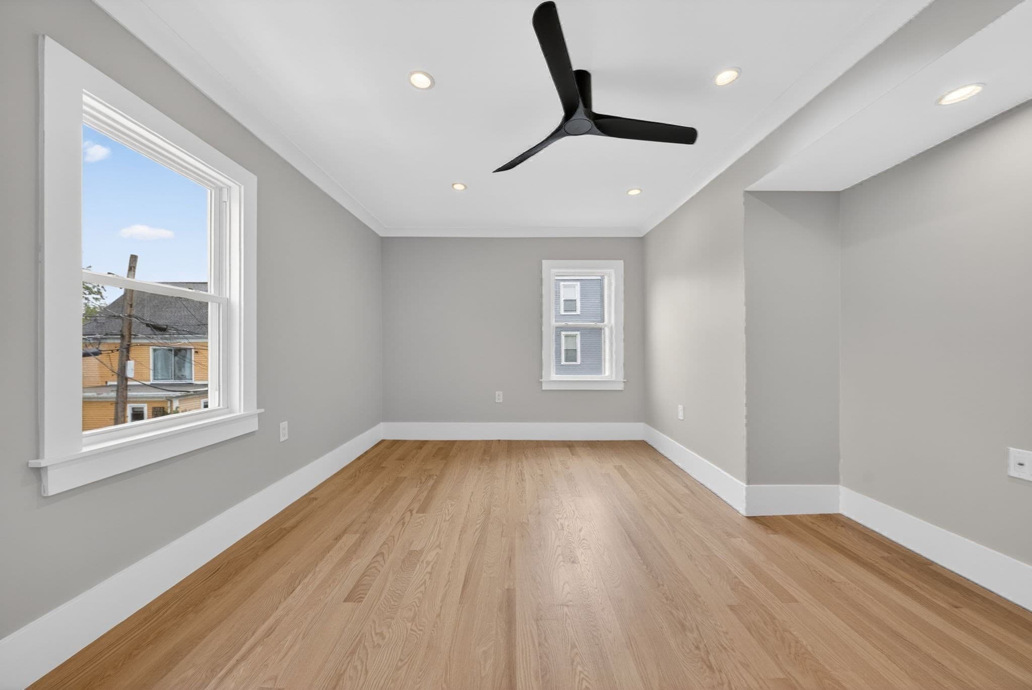 Condominium at 29 Hanson St # 2, Somerville MA 02143, photo 13 of 42