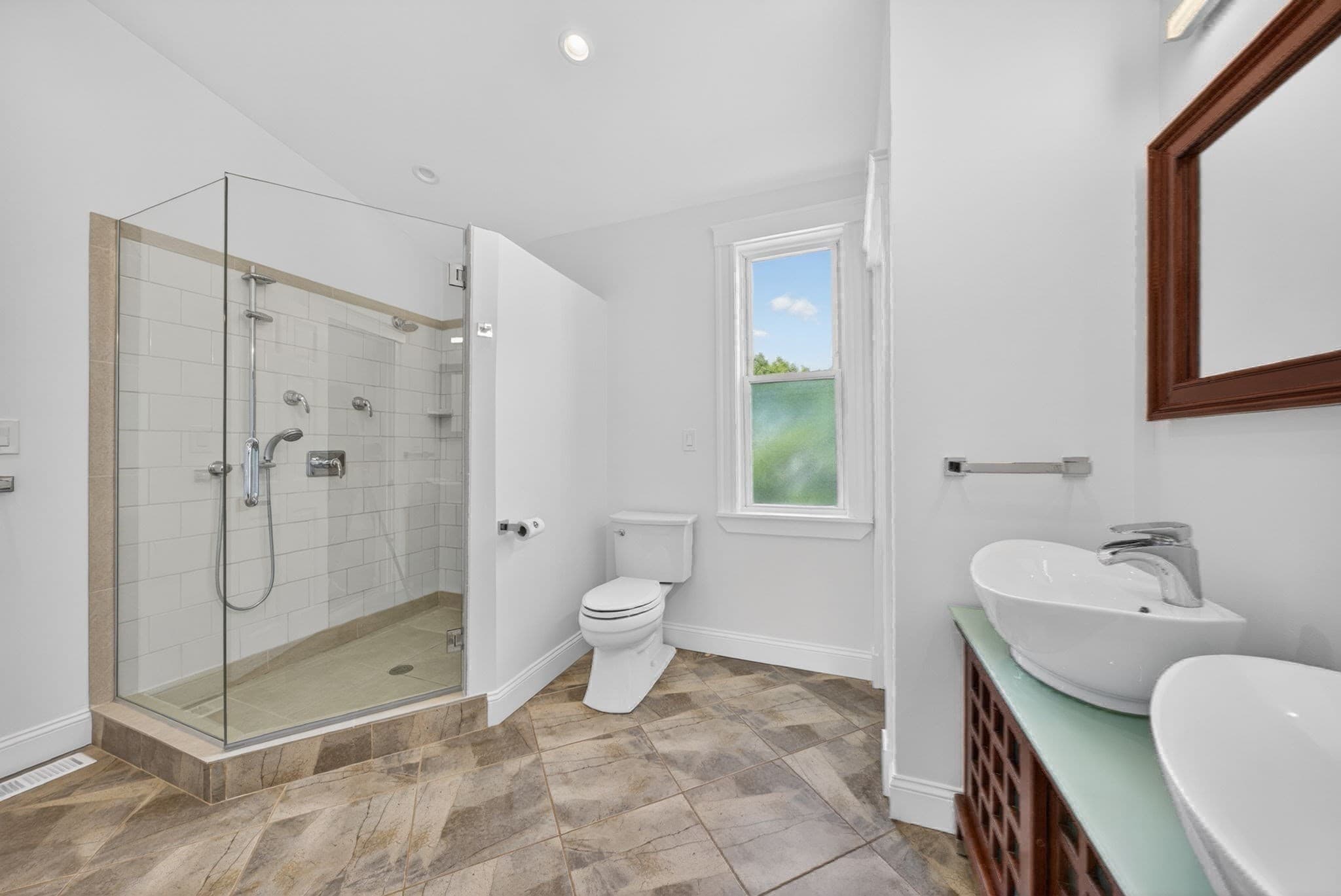 Condominium at 29 Hanson St # 2, Somerville MA 02143, photo 26 of 42