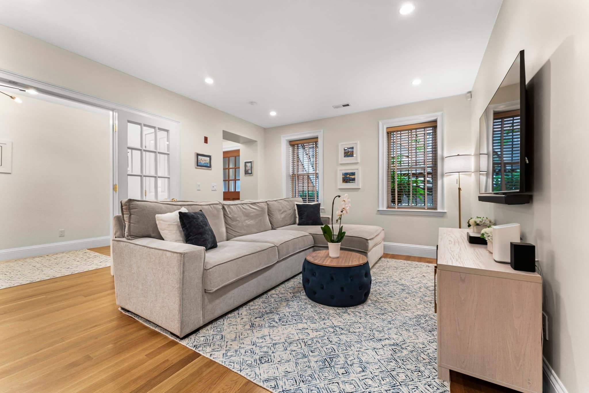 Condominium at 23 Worcester St # 1, Boston MA 02118, photo 2 of 24
