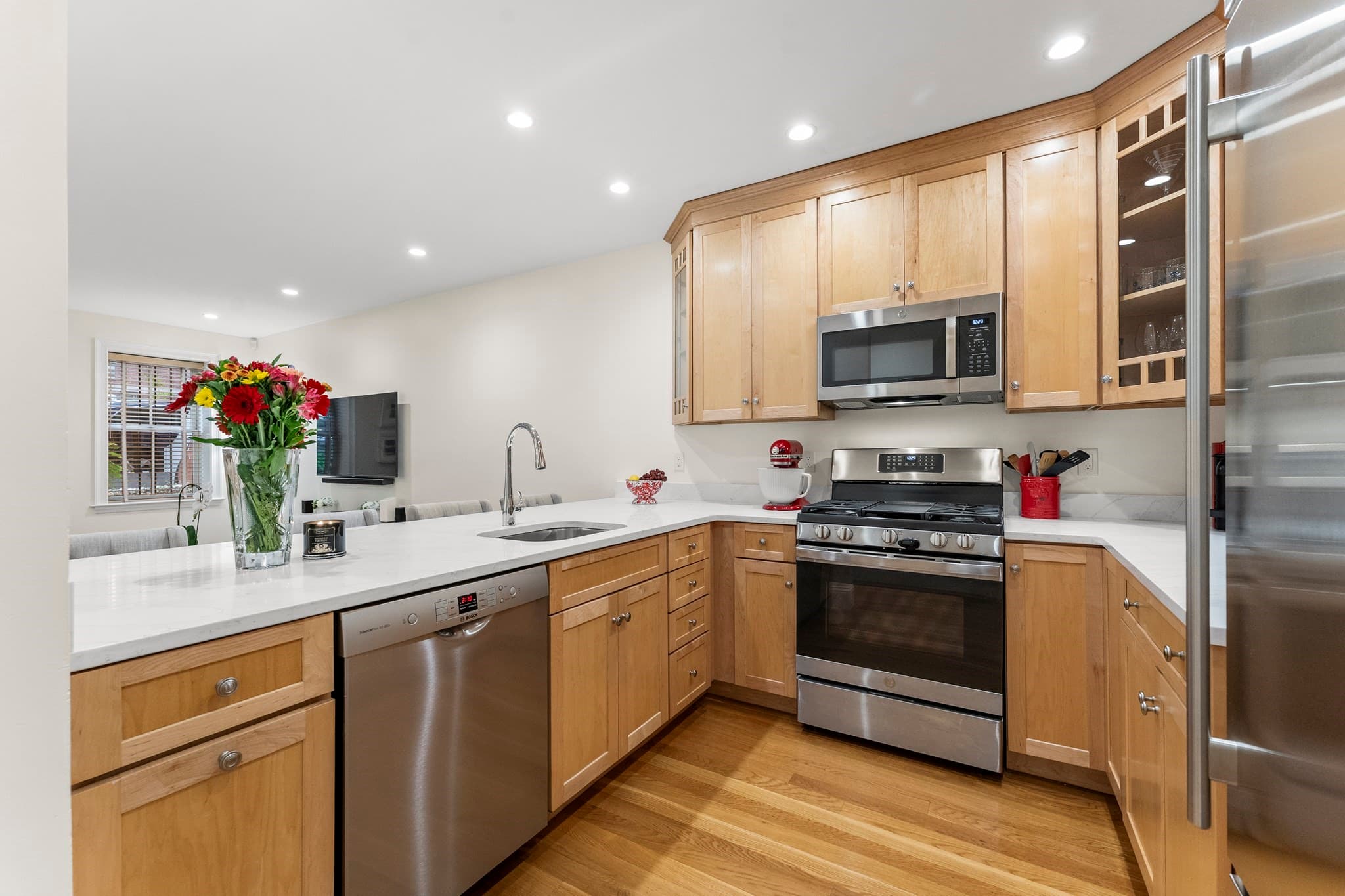 Condominium at 23 Worcester St # 1, Boston MA 02118, photo 5 of 24