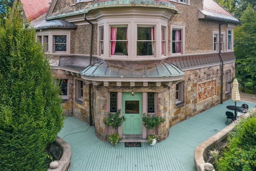269 Kent St, Brookline MA 02446 photo 2
