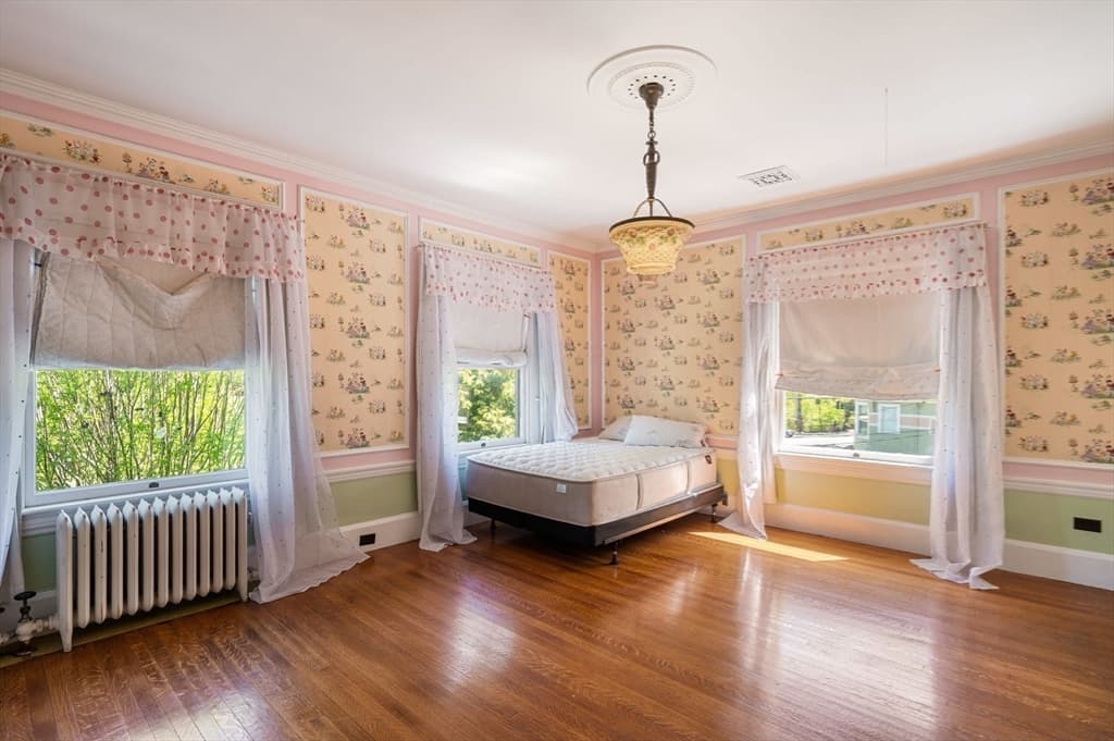 269 Kent St, Brookline MA 02446 photo 22