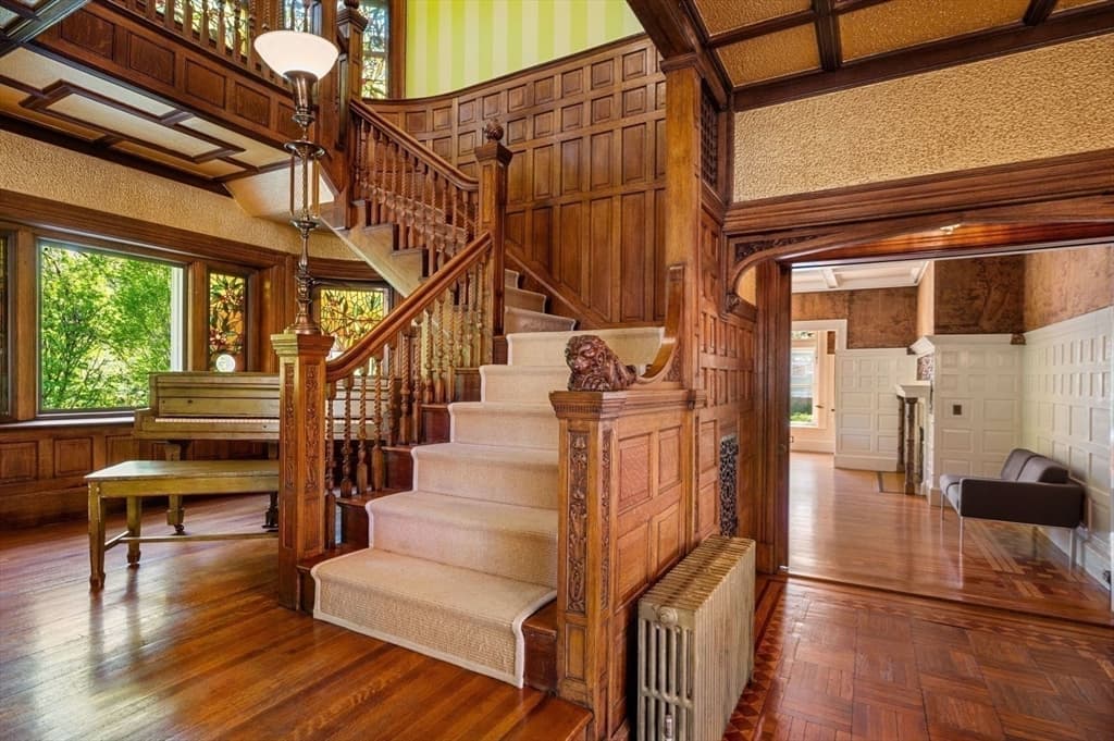 269 Kent St, Brookline MA 02446 photo 10