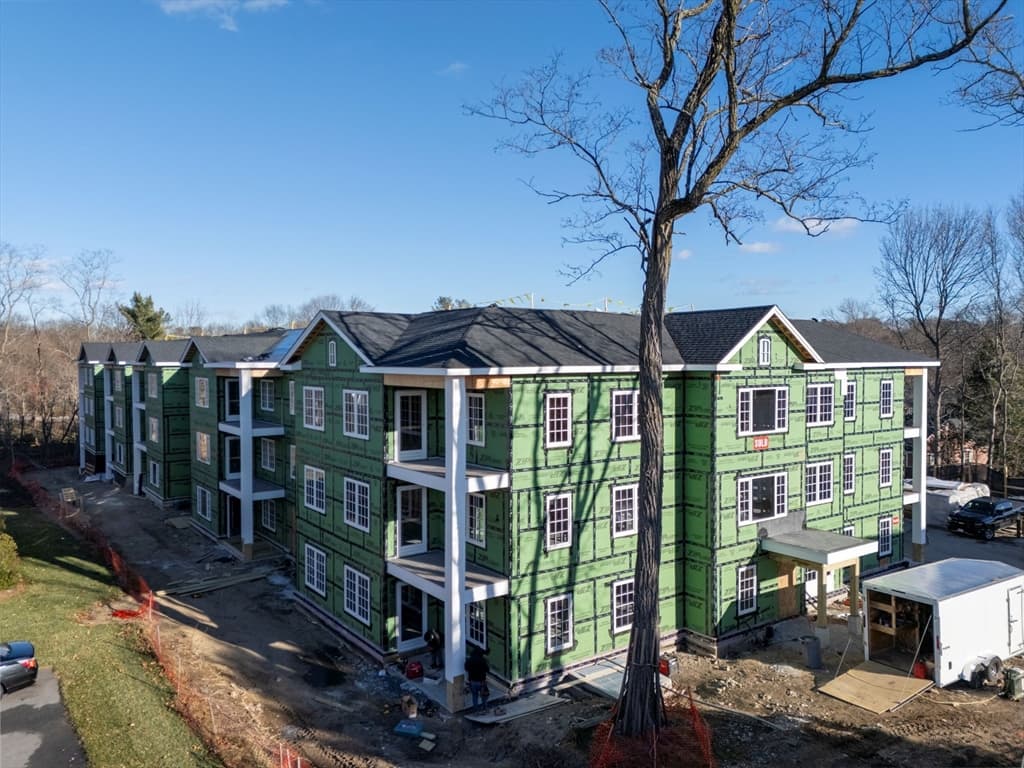 Condominium at 93 Bedford Street # 103, Lexington MA 02420, Lexington, photo 11 of 16