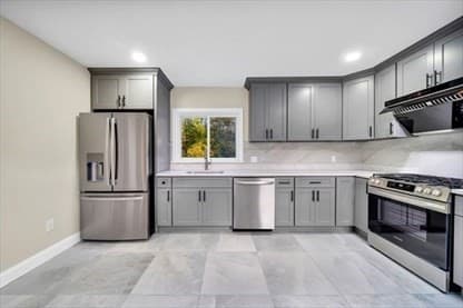 Single Family Residence at 1297 Pleasant St, Weymouth MA 02189, photo 5 of 25