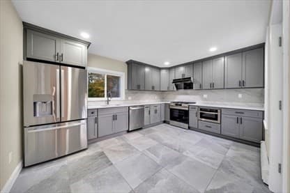 Single Family Residence at 1297 Pleasant St, Weymouth MA 02189, photo 4 of 25