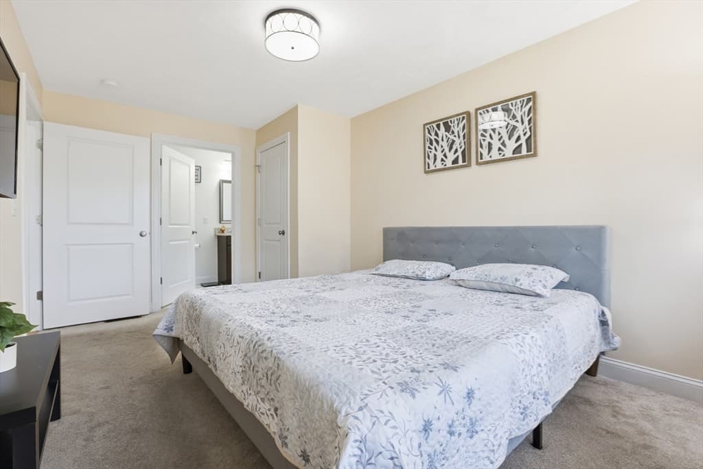 Condominium at 1 Patricia Way # 1, Littleton MA 01460, Littleton, photo 13 of 28
