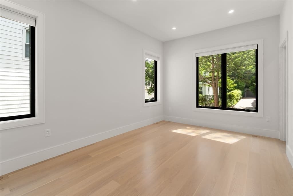 116 Thorndike St # 1A, Brookline MA 02446 photo 17