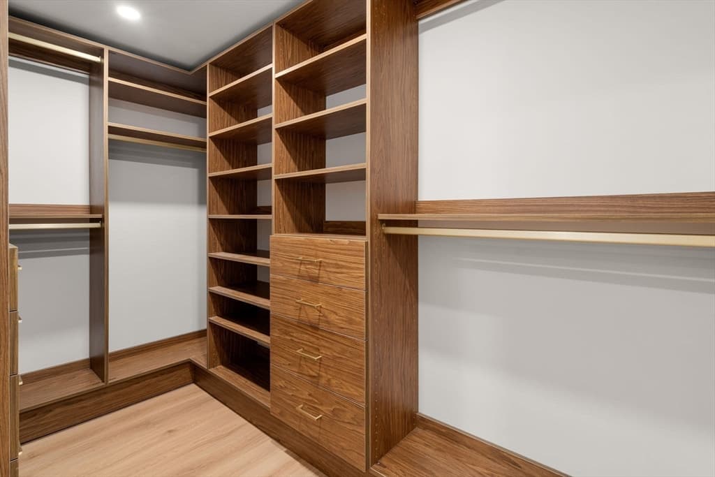 116 Thorndike St # 1A, Brookline MA 02446 photo 15