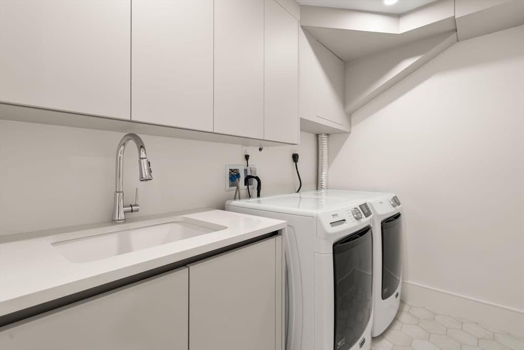 116 Thorndike St # 1A, Brookline MA 02446 photo 19