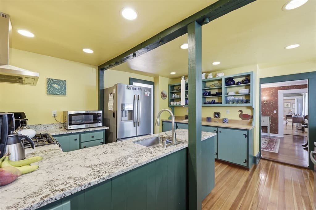 Single Family Residence at 204 Village St, Medway MA 02053, Medway, photo 16 of 42