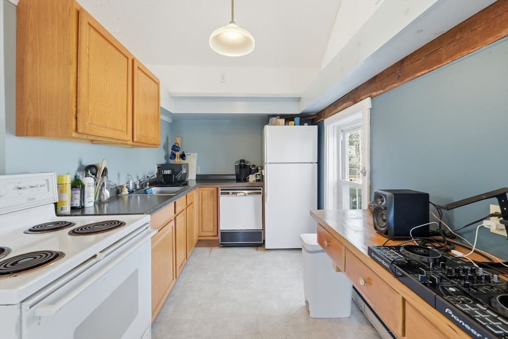 Single Family Residence at 204 Village St, Medway MA 02053, Medway, photo 33 of 42