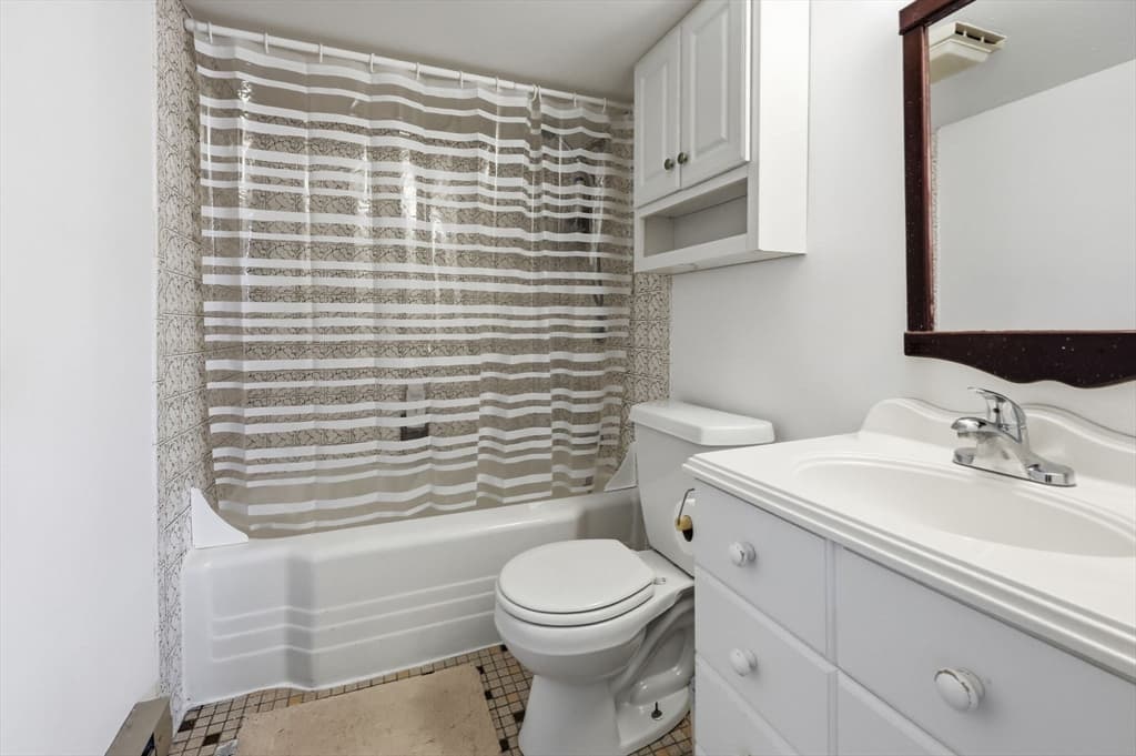 Single Family Residence at 204 Village St, Medway MA 02053, Medway, photo 35 of 42