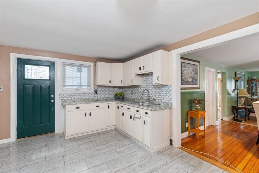 204 Harvard, Medford MA 02155 photo 12