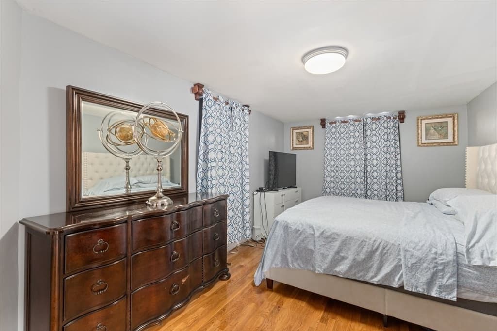 204 Harvard, Medford MA 02155 photo 15