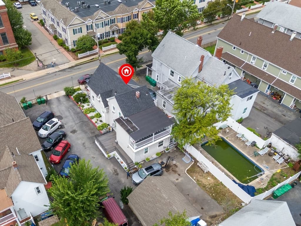 204 Harvard, Medford MA 02155 photo 4