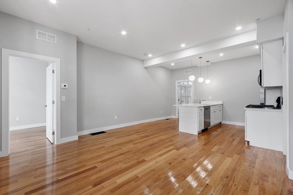 80 South St # 2, Fitchburg MA 01420 photo 17