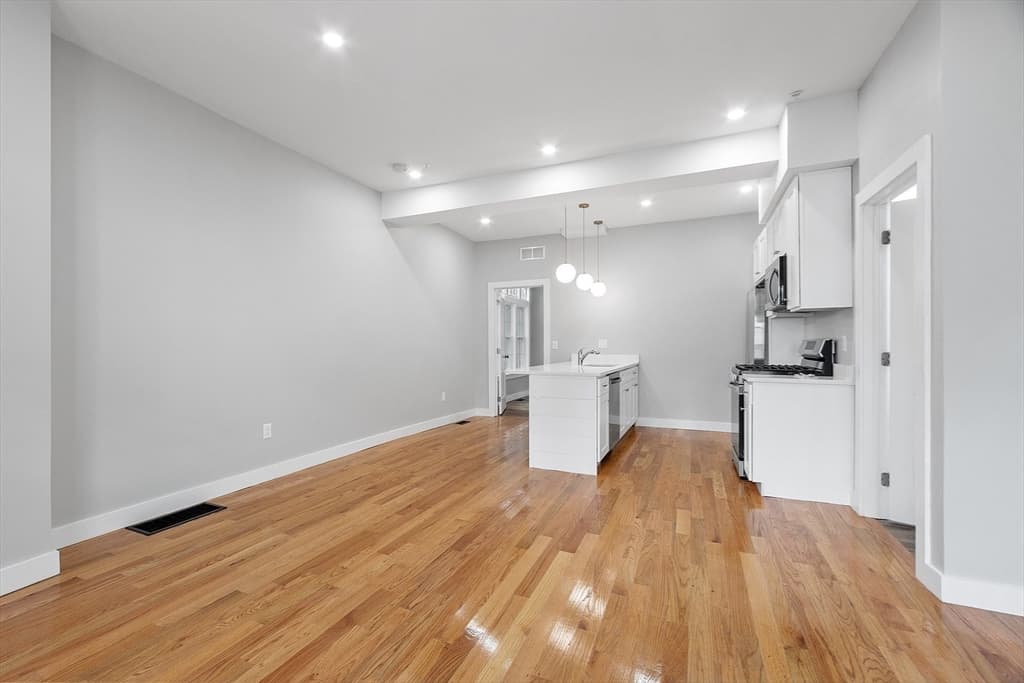 80 South St # 2, Fitchburg MA 01420 photo 16