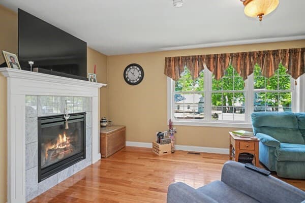 Single Family Residence at 15 Fitz Terrace, Wilmington MA 01887, photo 18 of 42