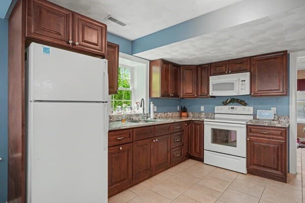 Single Family Residence at 15 Fitz Terrace, Wilmington MA 01887, photo 15 of 42