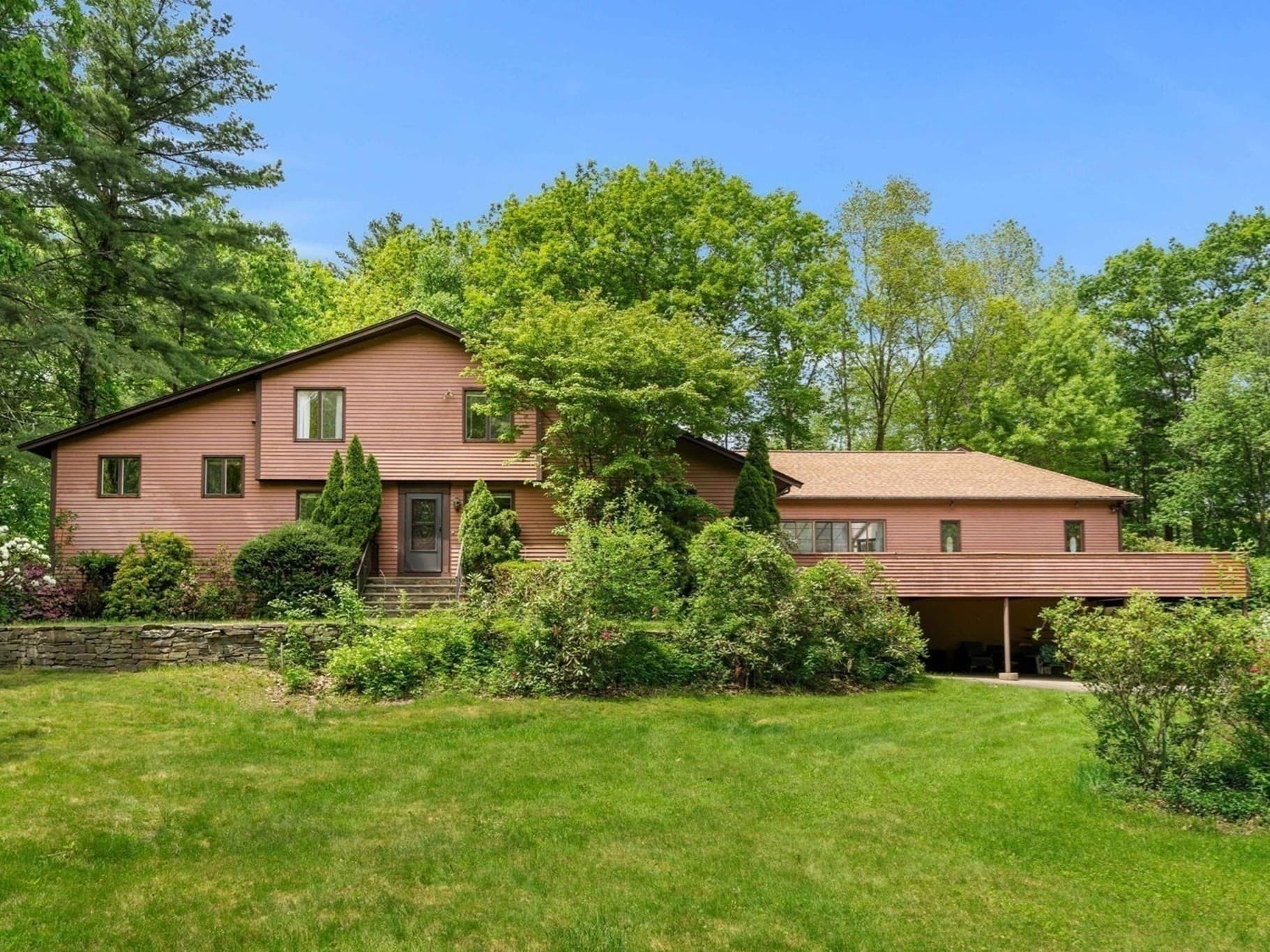 Single Family Residence at 29 Pine Ridge Rd, Stow MA 01775, Stow, photo 2 of 42