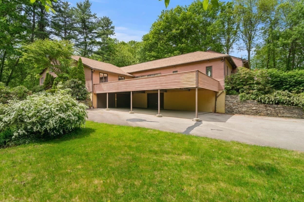 Single Family Residence at 29 Pine Ridge Rd, Stow MA 01775, Stow, photo 6 of 42