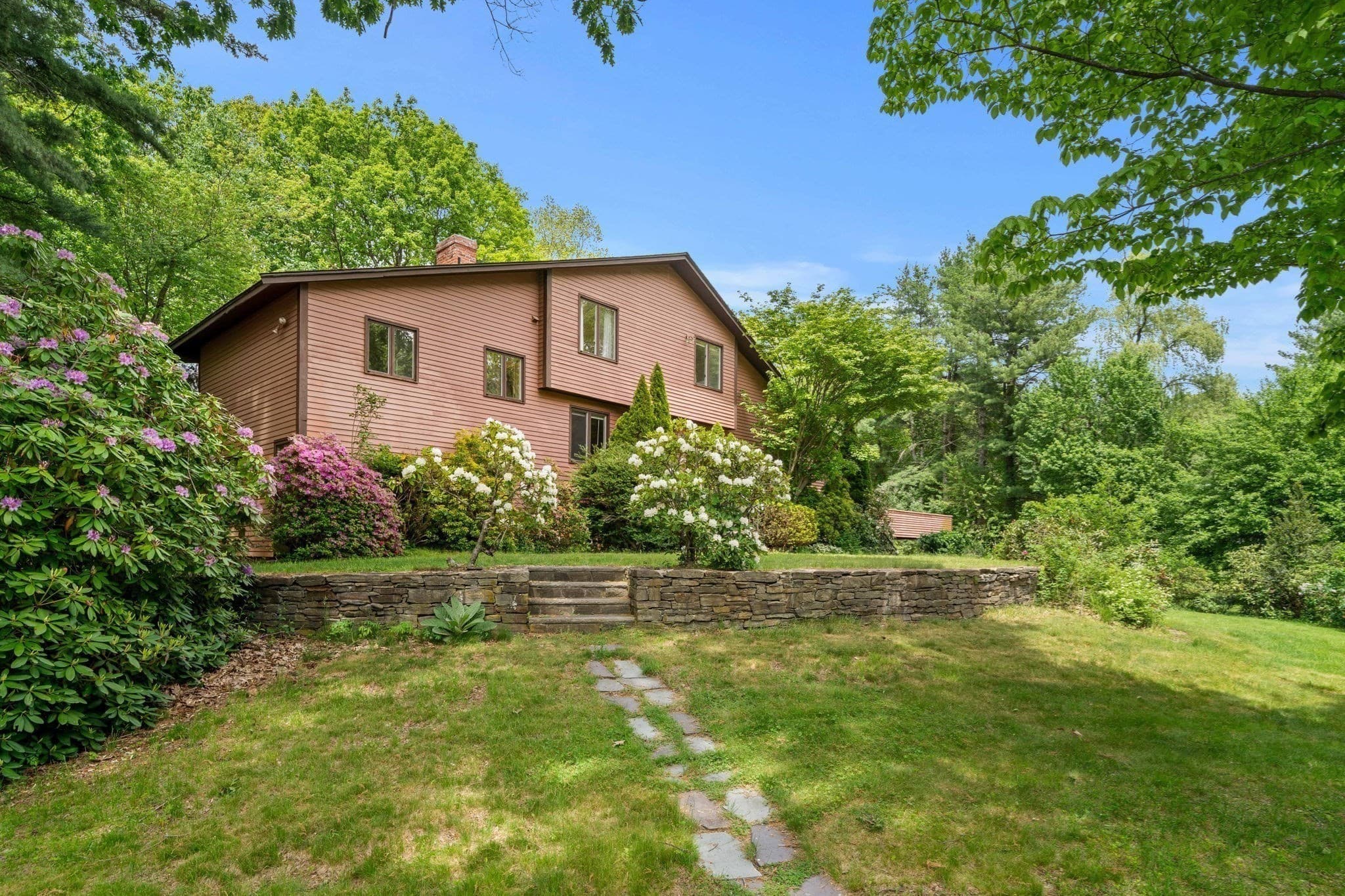 29 Pine Ridge Rd, Stow MA 01775
