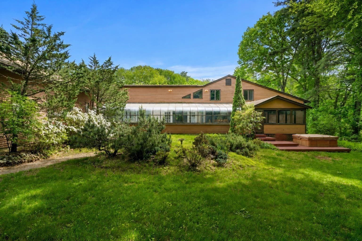 Single Family Residence at 29 Pine Ridge Rd, Stow MA 01775, Stow, photo 5 of 42