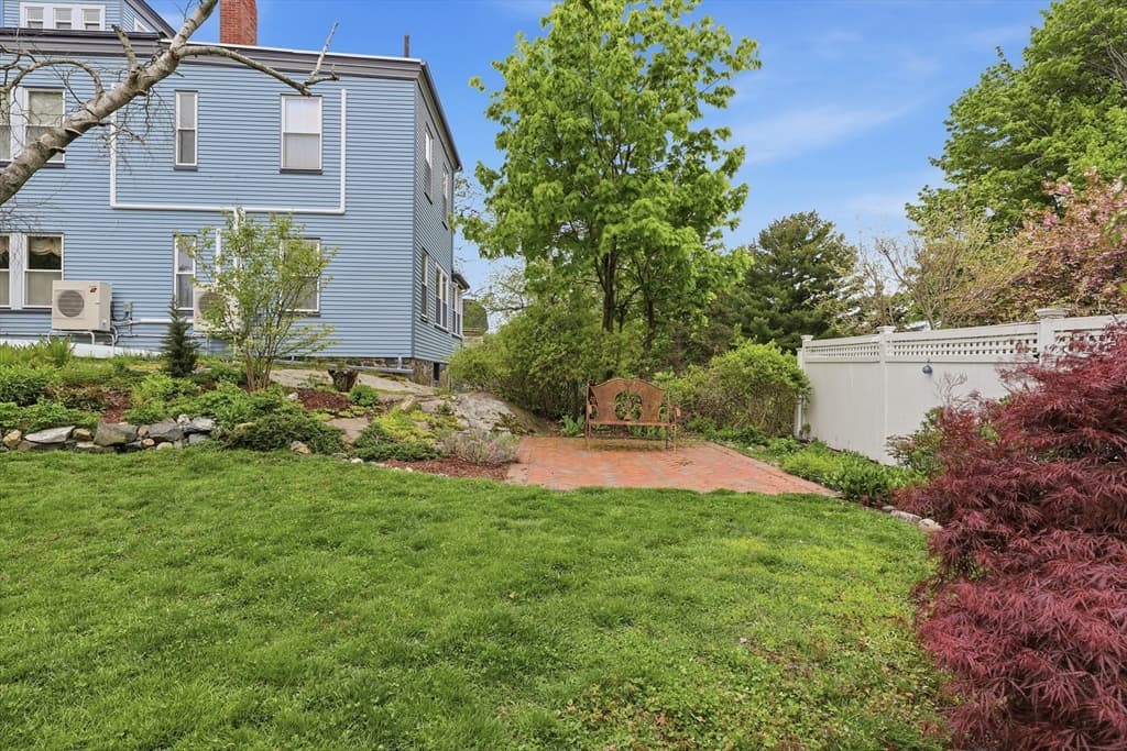 Condominium at 16 Evans Road # 2, Marblehead MA 01945, Marblehead, photo 22 of 24