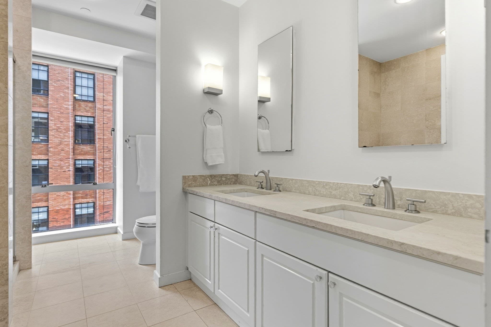 Condominium at 80 Broad St # 602, Boston MA 02110, photo 14 of 35