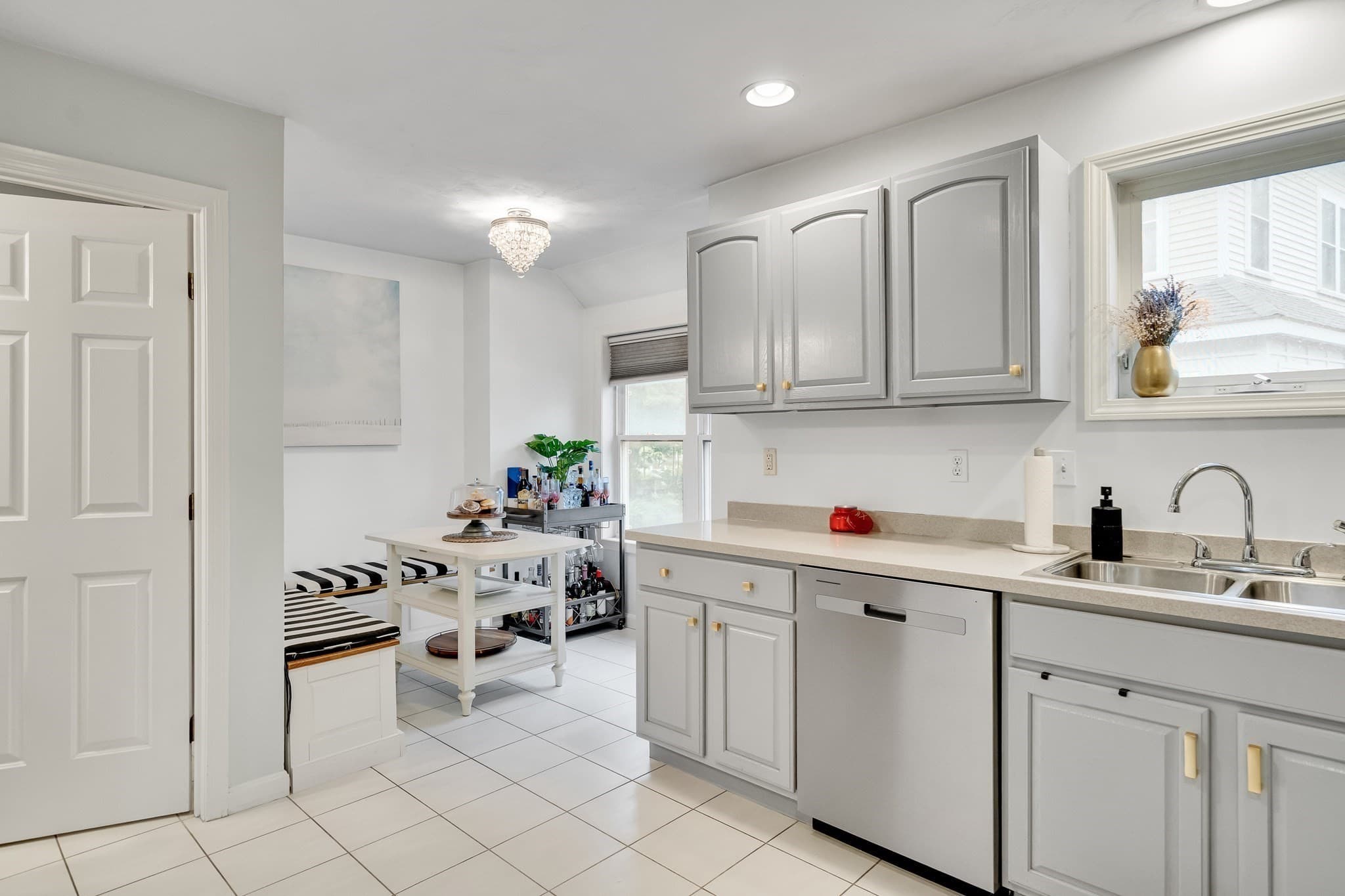 Condominium at 78 Summer St # 5, Arlington MA 02474, Arlington, photo 9 of 21