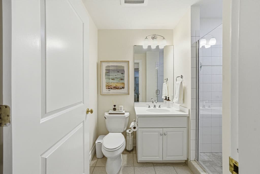 630 Hammond St # 209, Brookline MA 02467 photo 36