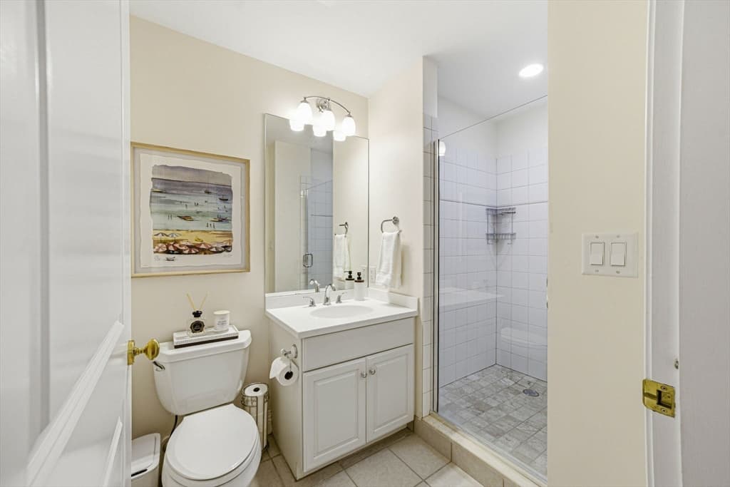 630 Hammond St # 209, Brookline MA 02467 photo 38
