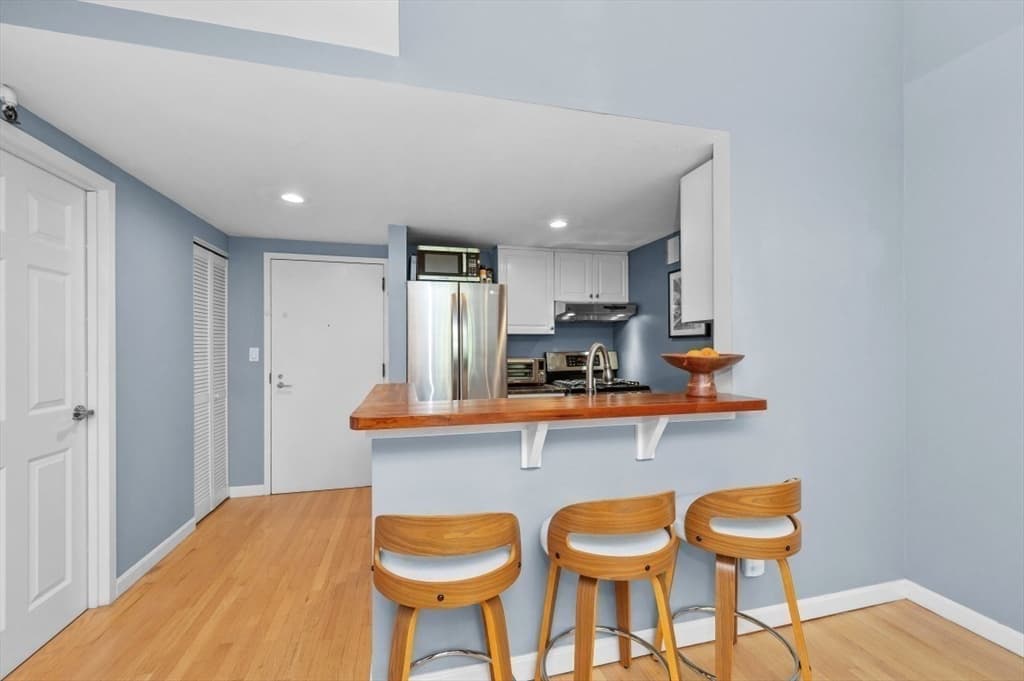 Condominium at 42 Eighth # 3315, Boston MA 02129, photo 8 of 27