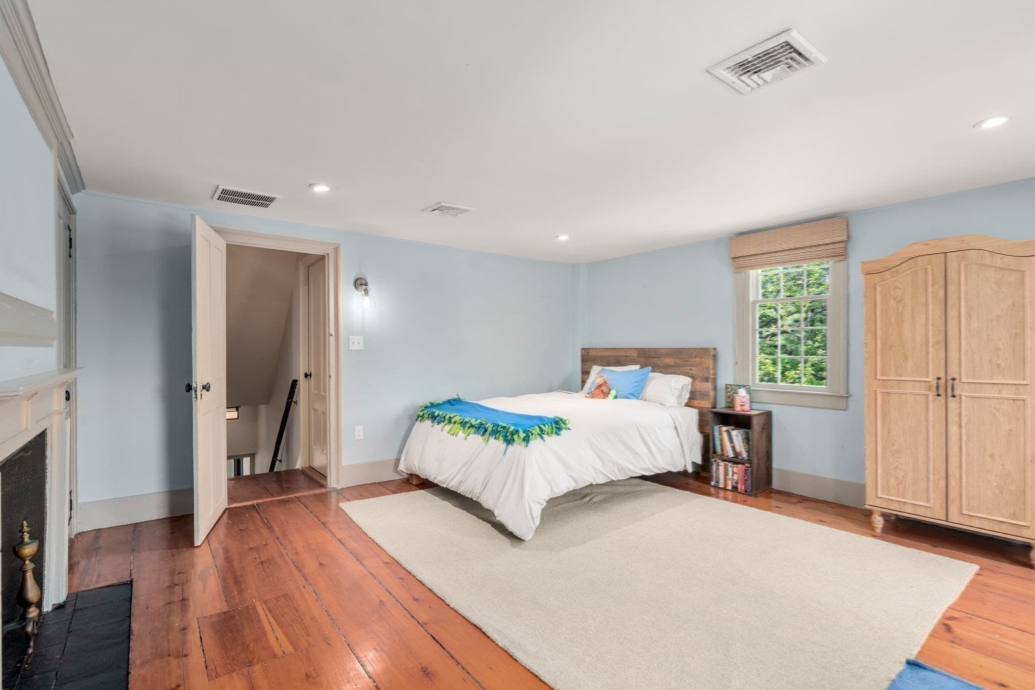 Single Family Residence at 391 Dedham St, Newton MA 02459, photo 16 of 26
