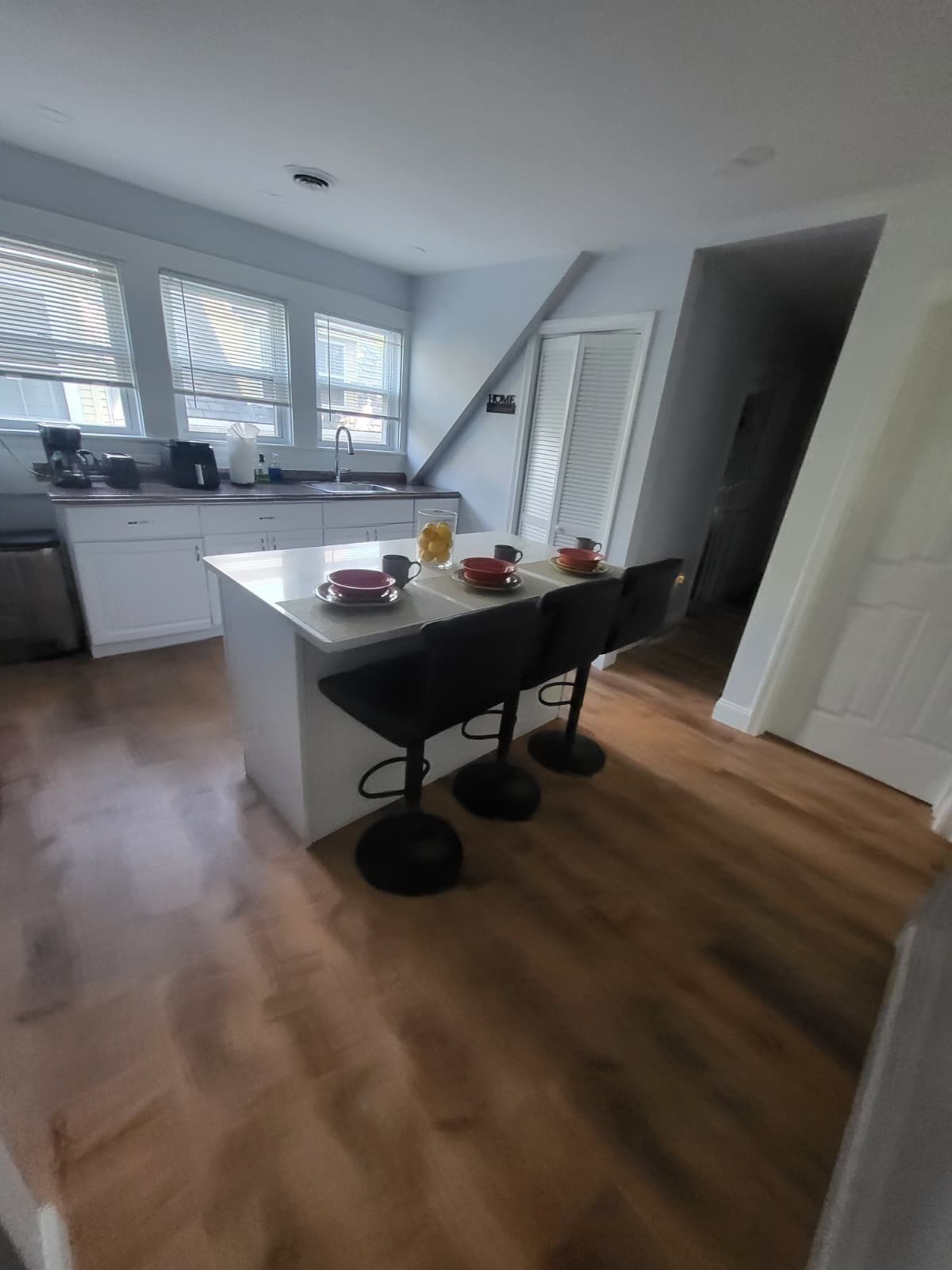3 Family at 9 Hamilton Ave, Lynn MA 01902, photo 6 of 38