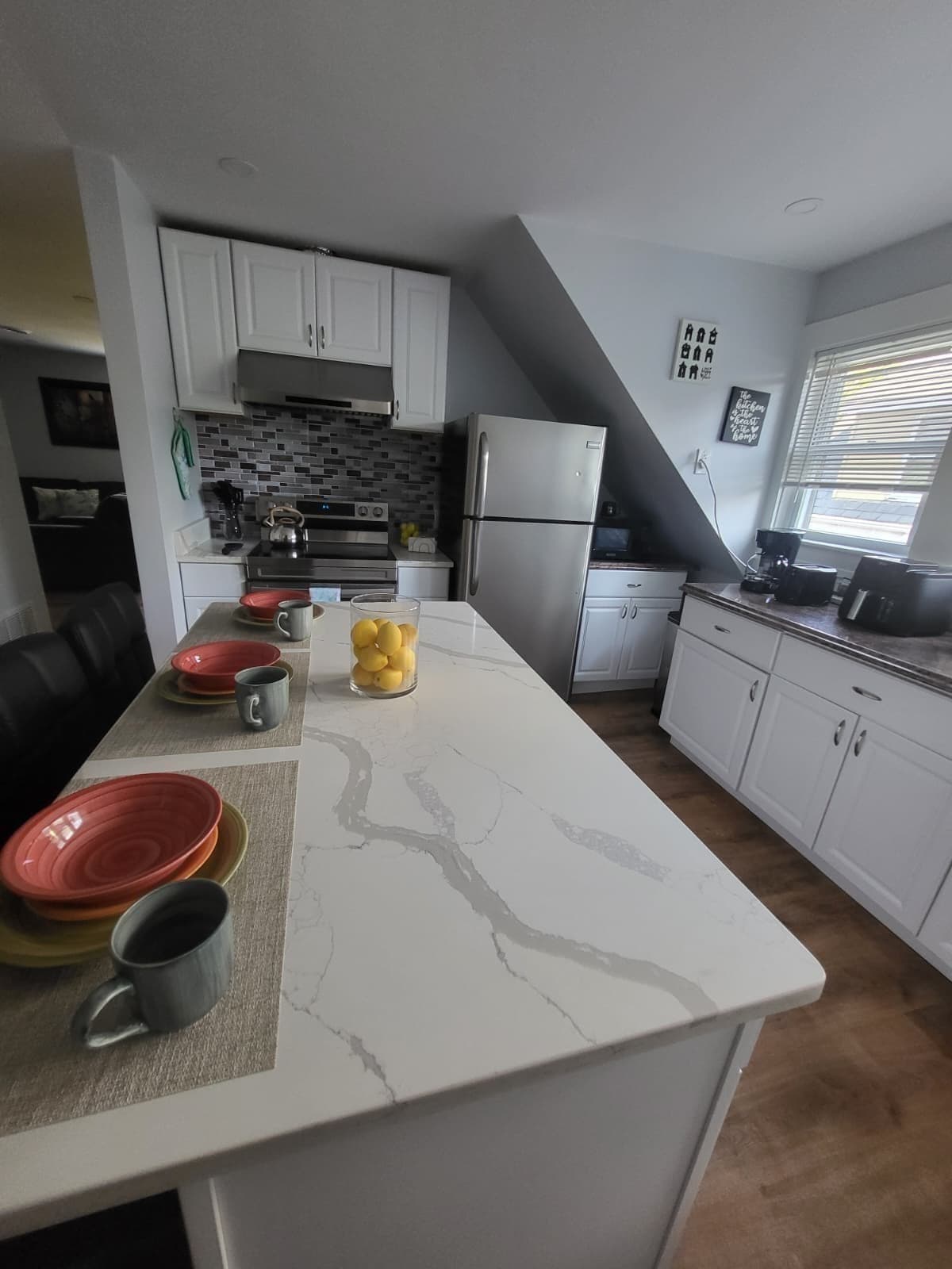3 Family at 9 Hamilton Ave, Lynn MA 01902, photo 8 of 38