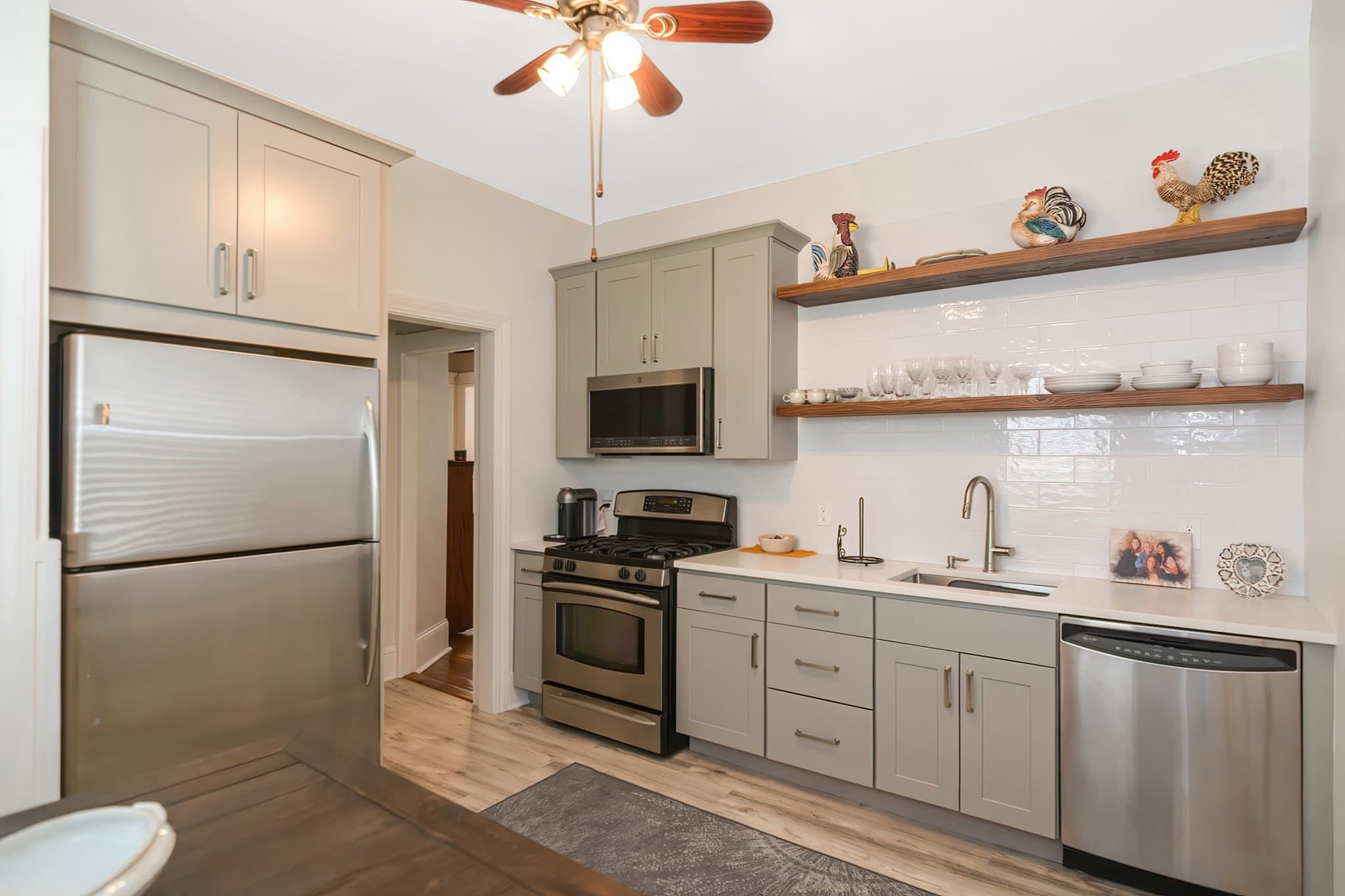 3 Family at 2 Peirce Rd, Lynn MA 01902, photo 9 of 42
