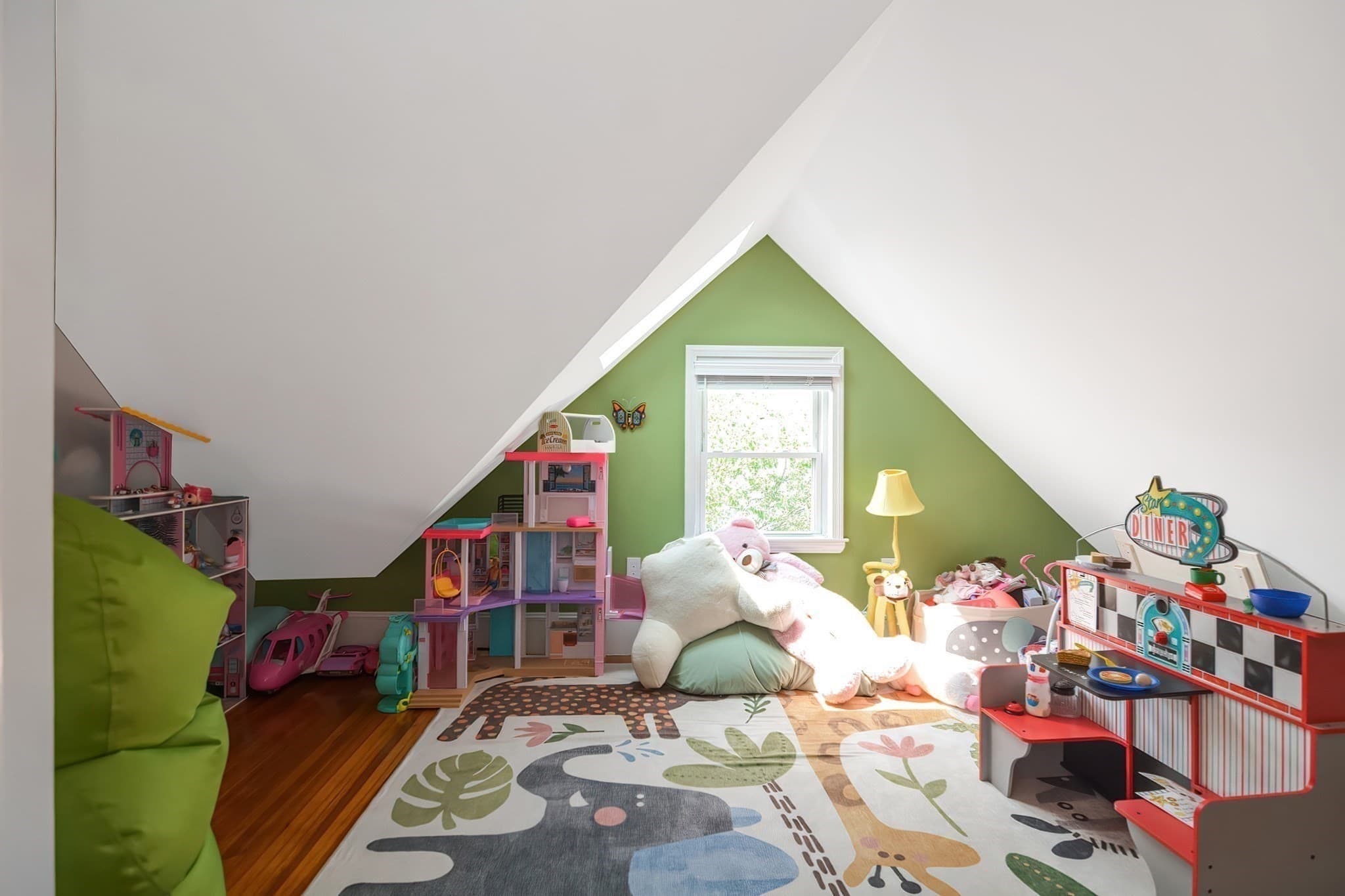 3 Family at 2 Peirce Rd, Lynn MA 01902, photo 29 of 42
