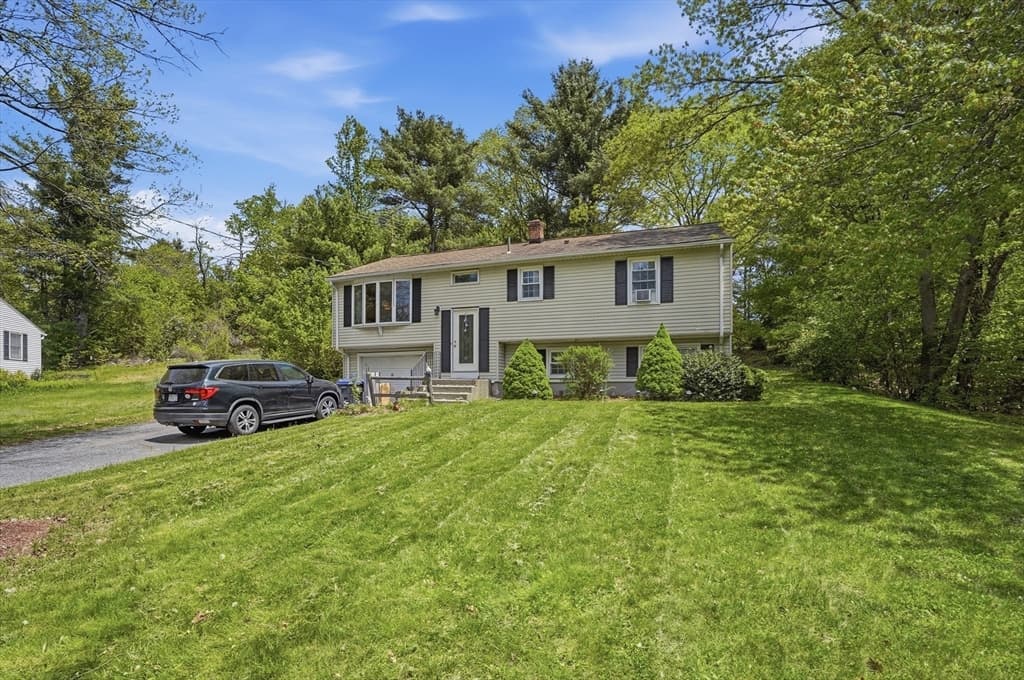 12 Valerie Circle, Ashburnham MA 01430 photo 2