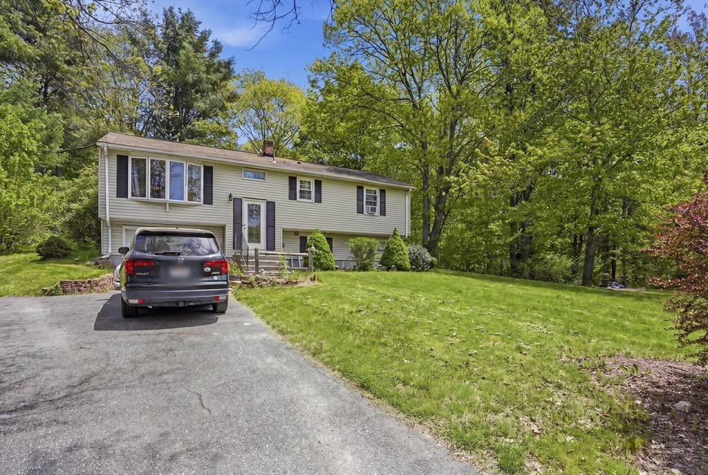 12 Valerie Circle, Ashburnham MA 01430 photo 3