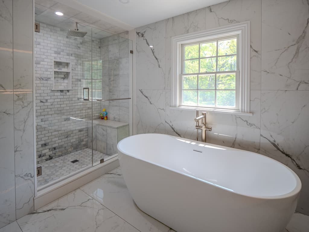 Single Family Residence at 159 Mishawum Rd, Woburn MA 01801, Woburn, photo 16 of 41